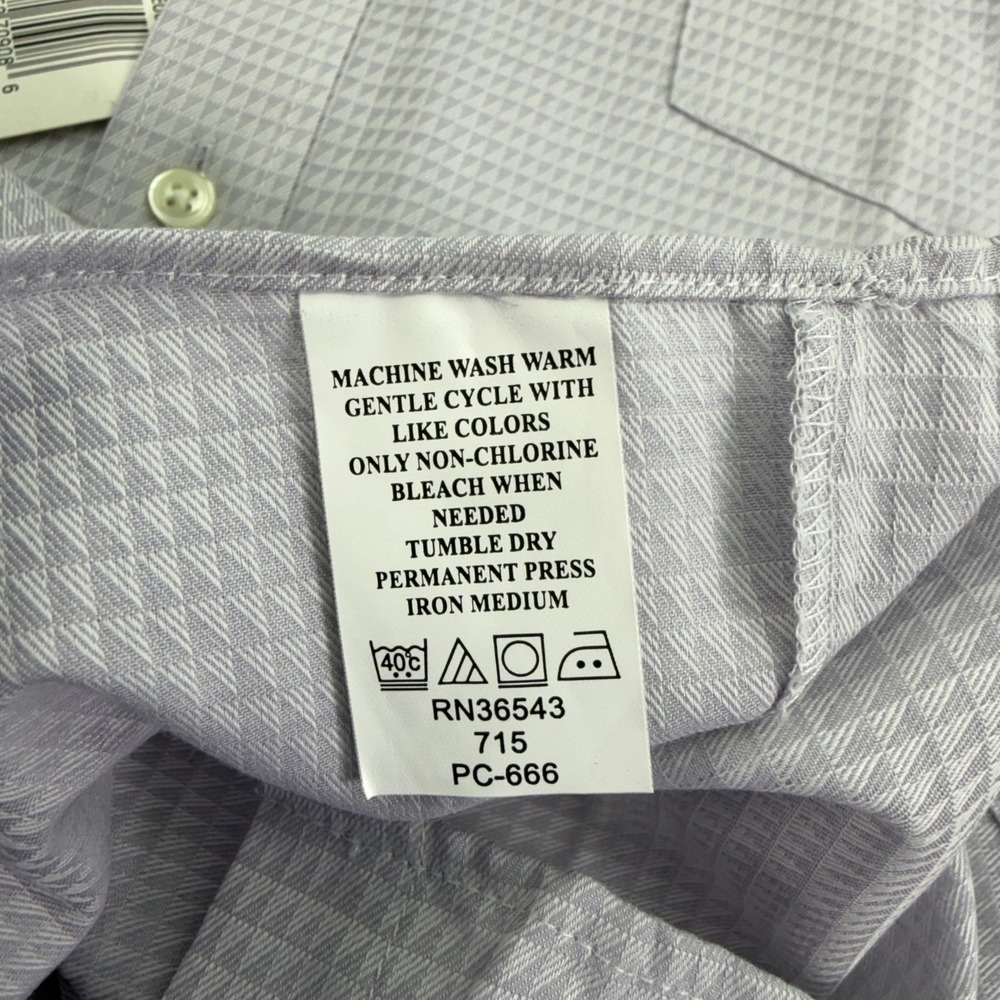 Van Heusen Dress Shirt Mens 16 32 33 Large Light Purple Broadcloth Wrinkle Free - Picture 5 of 14